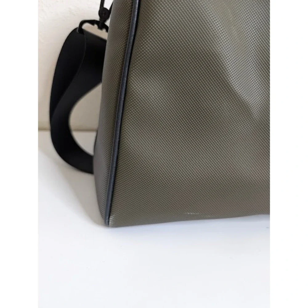 Maverick and C Olive Green Canvas Nylon‎ Strip Duffle Bag Weekend Travel Pockets